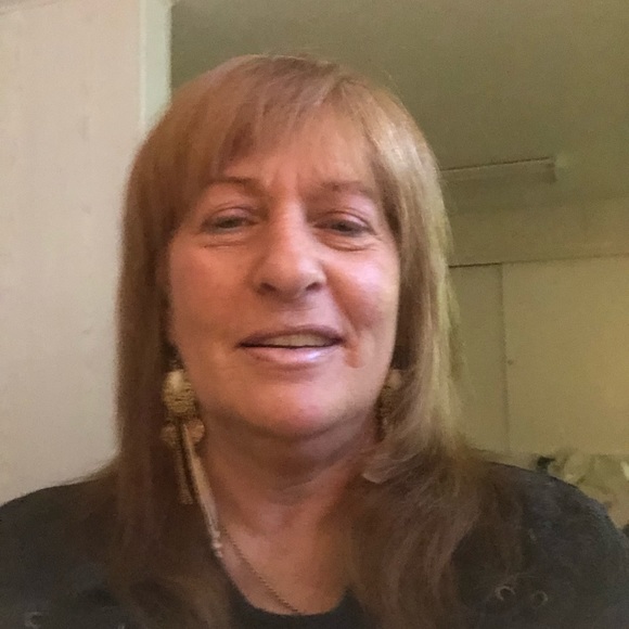 Meet your Posher, Donna - Picture 4 of 8